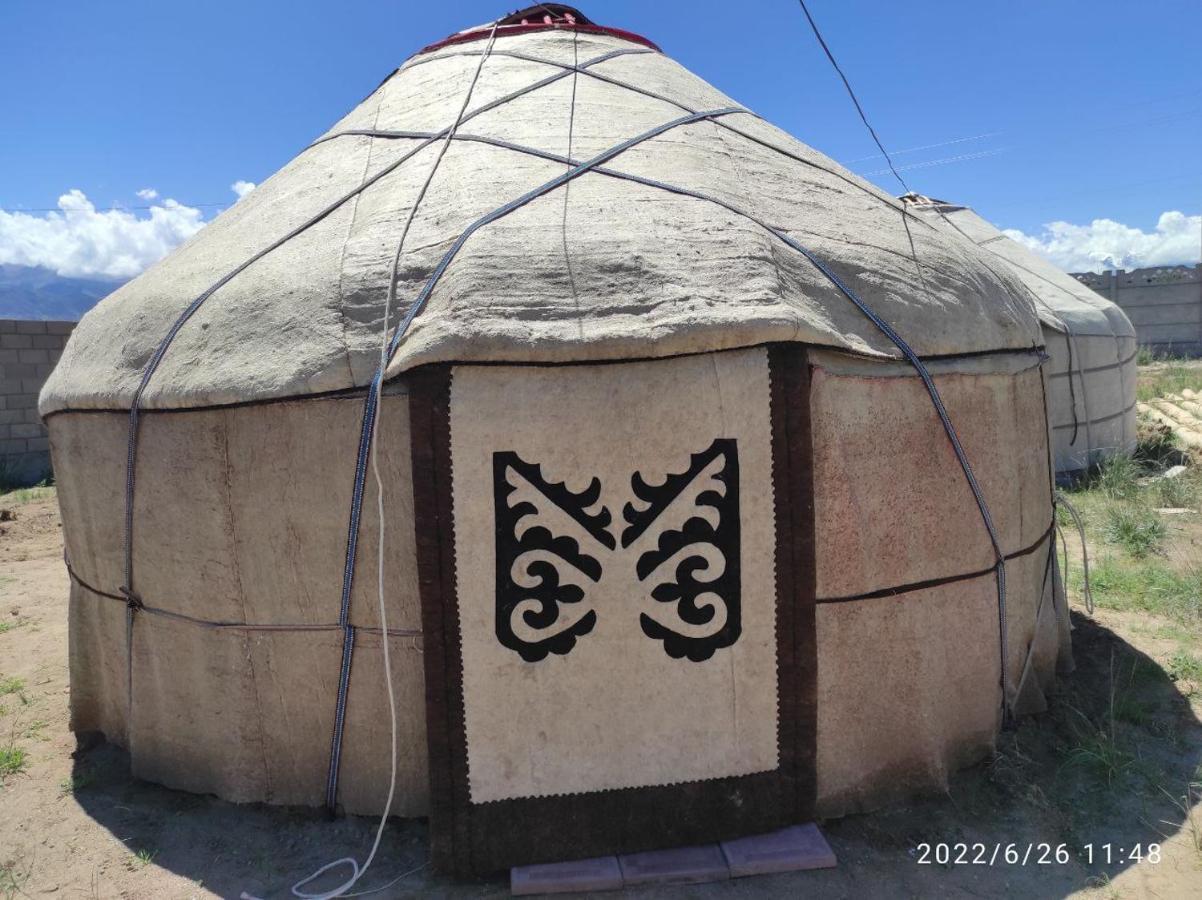 Guest House And Yurt Camp "Ailuu" Tong Extérieur photo