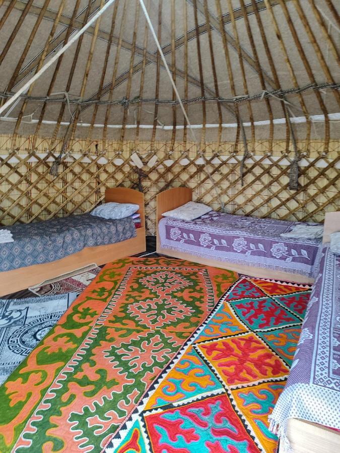 Guest House And Yurt Camp "Ailuu" Tong Chambre photo